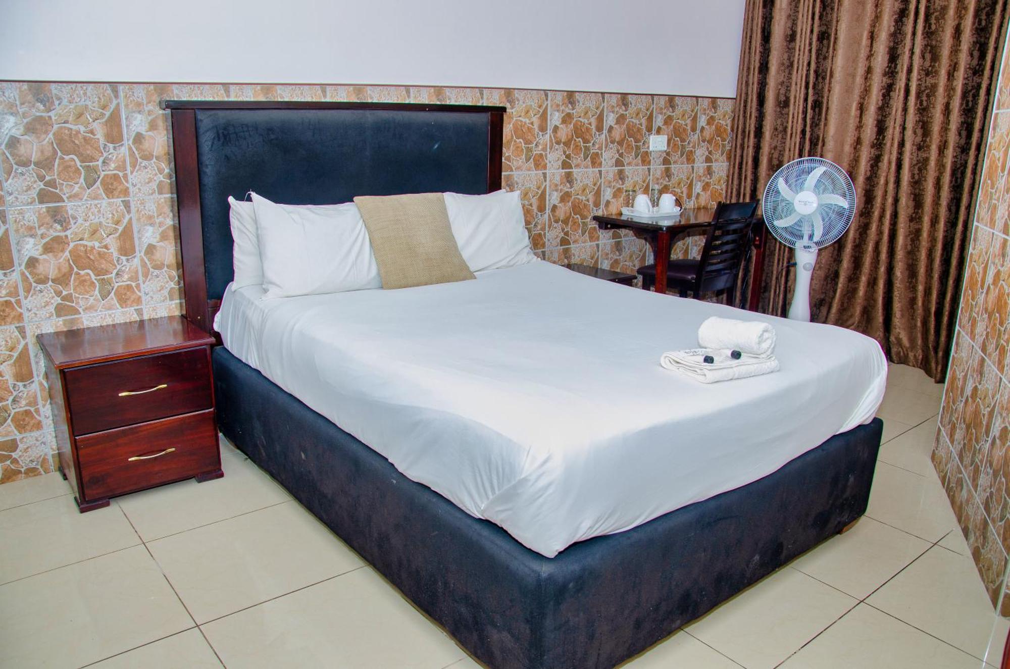 Lodge Riverstone Guest