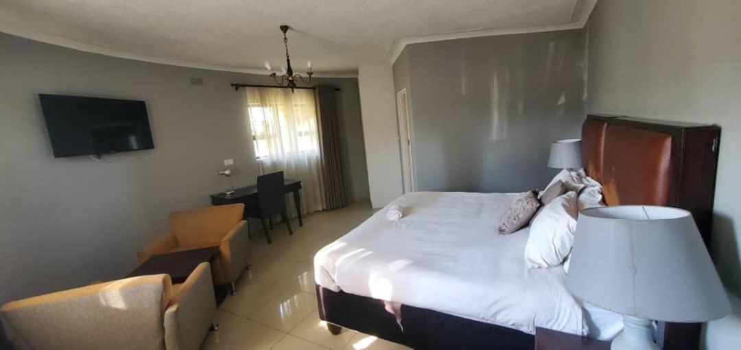 Riverstone Guest